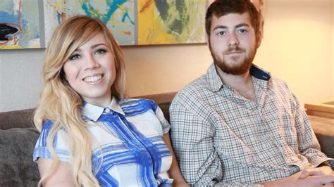 Jennette McCurdy’s Boyfriends Guide: Timeline Of Her Dating。